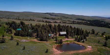 Kanye West Sells Wyoming Ranch: See Photos Kanye West Sells Wyoming Ranch: See Photos