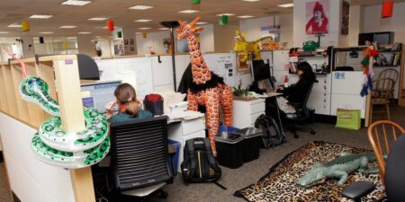 AI Job Market: Top Tech Roles and the Jobs Getting Chopped the Most