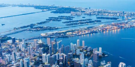 Florida, Texas, and Utah Outpace California in Superrich Growth