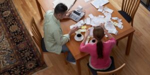 I Follow My Husband’s Savings Plan Although I Disagree; Don’t Want to I Follow My Husband’s Savings Plan Although I Disagree; Don’t Want to