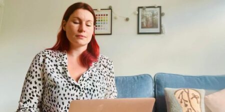 I’m Successful, but My LinkedIn Feed Gives Me Anxiety About My Career