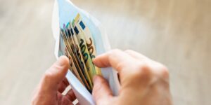 Ireland Plans to Make a ,500 Monthly Basic Income Permanent