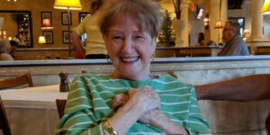 My 93-Year-Old Great Aunt Lives Alone in Las Vegas, and She Loves It