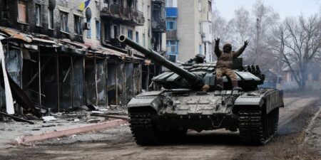 NATO Watching Ukraine Still Bets on Tanks Despite Drone Vulnerability