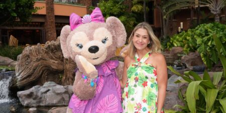 She’s Glad She Was Sober on a Girls’ Trip to Disney’s Aulani in Hawaii