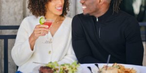 Things You Should Never Do on a First Date, From Etiquette Experts