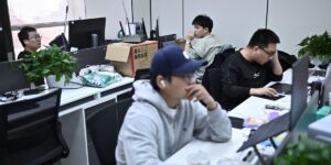 AI Could Lift Wages — Then Drive Them Back Down: Brookings AI Could Lift Wages — Then Drive Them Back Down: Brookings