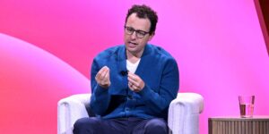 Anthropic Debuts Claude Opus 4.5 AI Model With Advanced Features Anthropic Debuts Claude Opus 4.5 AI Model With Advanced Features