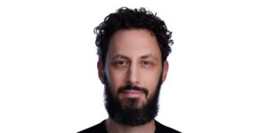 Digit CEO Ethan Bloch Launches Hiro, an AI Financial Advice Platform Digit CEO Ethan Bloch Launches Hiro, an AI Financial Advice Platform