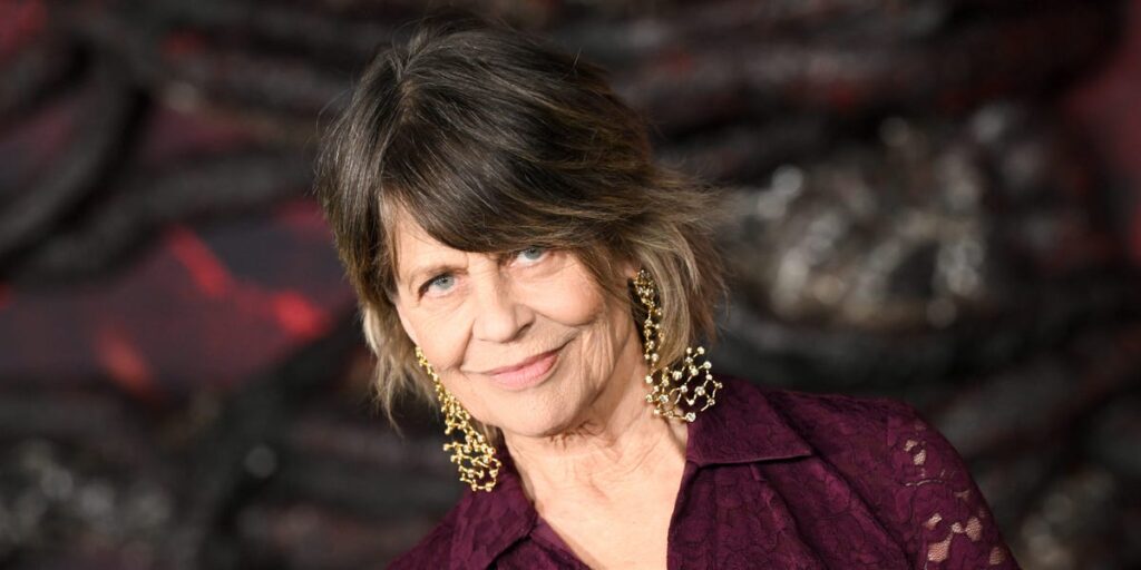 Linda Hamilton, 69, Says She Is Not Chasing Beauty or Longevity Linda Hamilton, 69, Says She Is Not Chasing Beauty or Longevity