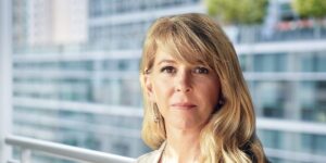 Liz Ann Sonders: AI Boom Unlike Dot-Com Bubble, May Still Roil Economy Liz Ann Sonders: AI Boom Unlike Dot-Com Bubble, May Still Roil Economy