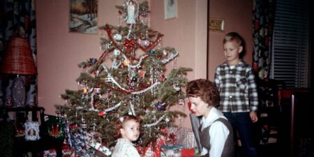 How Christmas Holiday Decorations, Innovations Have Changed: Photos