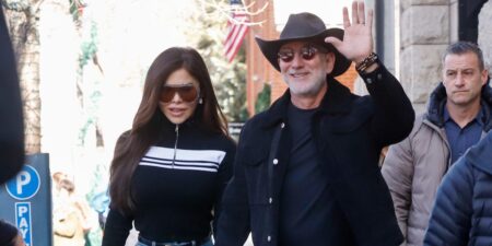 Where Billionaires and Their Yachts Are Spending Their New Year’s Eve Where Billionaires and Their Yachts Are Spending Their New Year’s Eve