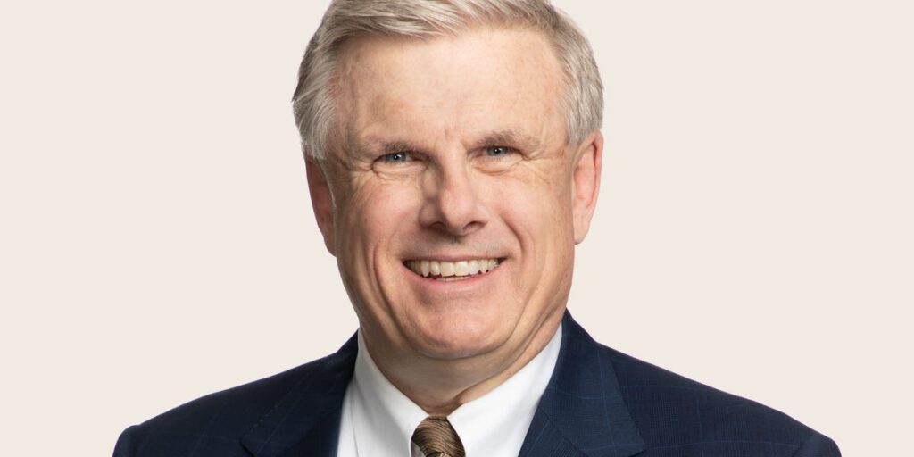 CEO Calls All 600 Employees — and Shifts Management Strategy