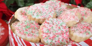 Easy Holiday Desserts You Can Make With 5 Ingredients or Fewer