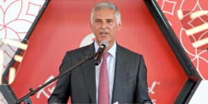 Hilton’s CEO Says Problem-Solving Keeps Guests Coming Back Hilton’s CEO Says Problem-Solving Keeps Guests Coming Back