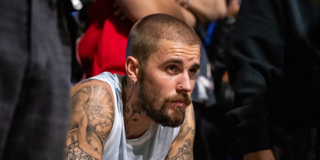 Justin Bieber Is Really Mad About This Annoying iPhone Design Feature Justin Bieber Is Really Mad About This Annoying iPhone Design Feature