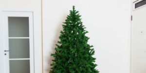 My Kids Lead Privileged Lives. I Refuse to Go All Out at Christmas.