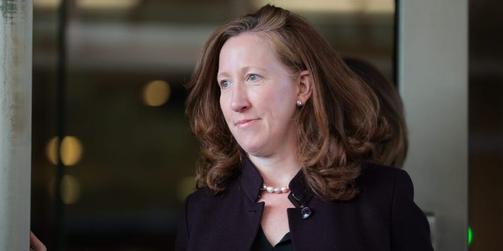 Read the Internal Memo That Meta’s Top Lawyer Sent Saying She’s Joining Apple Read the Internal Memo That Meta’s Top Lawyer Sent Saying She’s Joining Apple