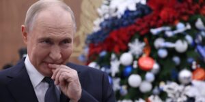 Russia Is Still Exporting Plenty of Oil — but Earning Far Less From It Russia Is Still Exporting Plenty of Oil — but Earning Far Less From It