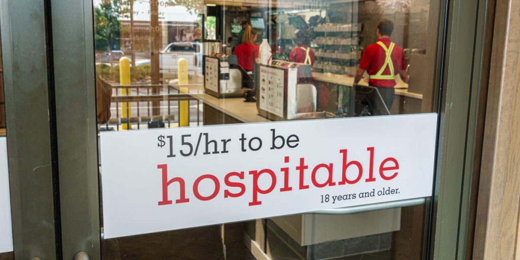 Where Will Minimum Wage Rise in 2026? These States Hike Pay to .