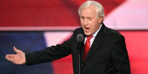 Why Quarterback-Turned-CEO Fran Tarkenton Interviews Every Employee Why Quarterback-Turned-CEO Fran Tarkenton Interviews Every Employee