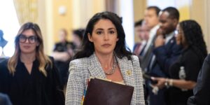 Why the Latest Effort to Ban Stock Trading in Congress Is Falling Flat