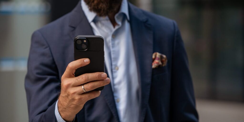 AI Boom Threatens to Push Smartphone, PC Prices Higher in 2026