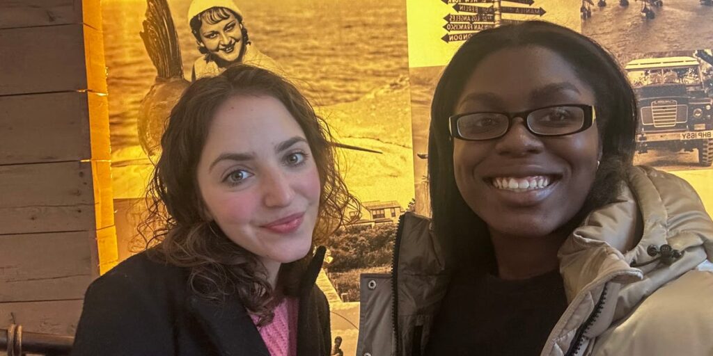 We Ate Like Finance Bros at Tommy Bahama in Midtown Manhattan