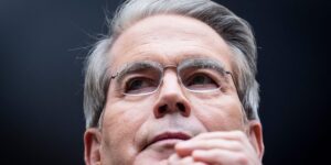 Bessent Says Trump Wants US Control of Greenland to Avoid ‘Hot War’