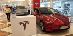 Elon Musk Says Subscription for FSD Going up, Tesla Kills Autopilot
