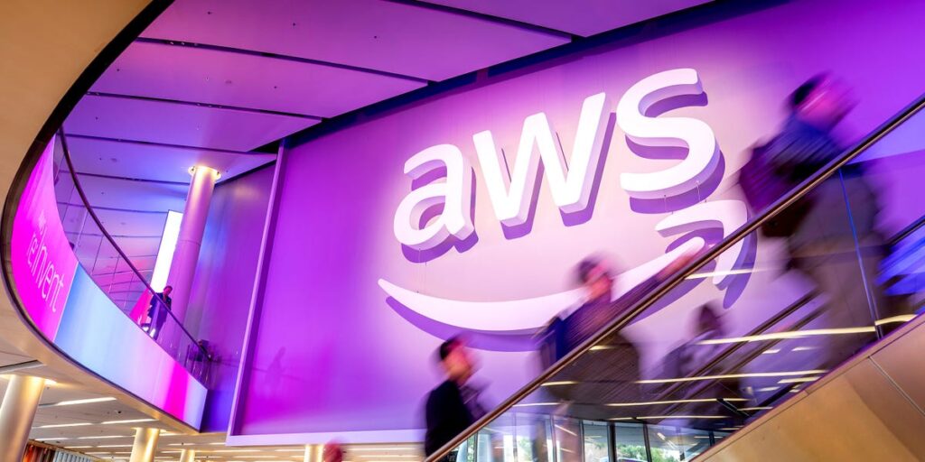 AWS VP Urges Staff to Use Tech for Efficiency in Layoff Memo