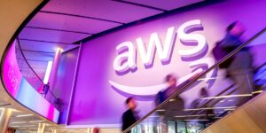 AWS VP Urges Staff to Use Tech for Efficiency in Layoff Memo