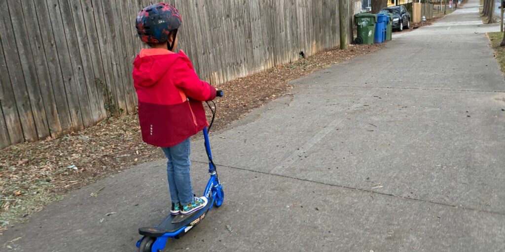 Parents of Child Who Scootered Alone for 4 Minutes Ruled Neglectful Parents of Child Who Scootered Alone for 4 Minutes Ruled Neglectful