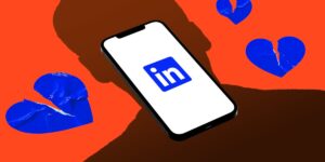 People Stalking Exes, Screening Dates on LinkedIn Job Market App People Stalking Exes, Screening Dates on LinkedIn Job Market App