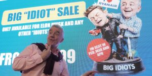 Ryanair to Hand-Deliver Airline Ticket As Elon Musk Feud Escalates