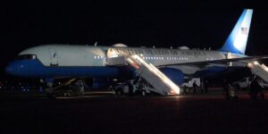 Trump’s Davos Speech Looks Set for Delay After Air Force One U-Turn