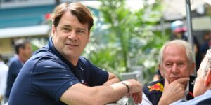 Ford CEO shares photos teasing ,000 EV pickup