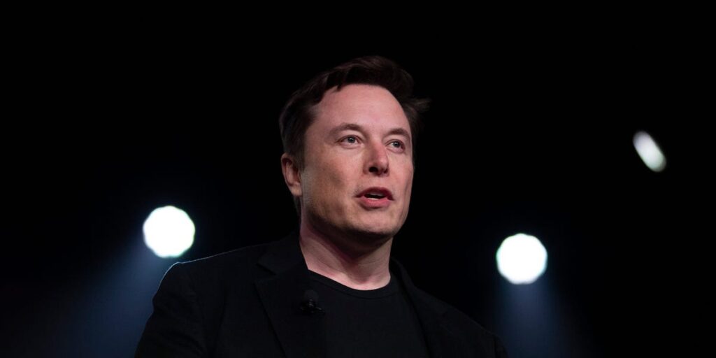 Elon Musk said we’d reach Mars in 2026. Now, he says SpaceX is building a city on the moon.