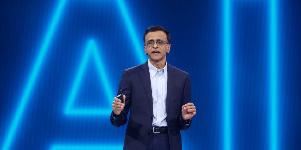 Snowflake’s CEO says software giants risk becoming a ‘dumb data pipe’ to AI models