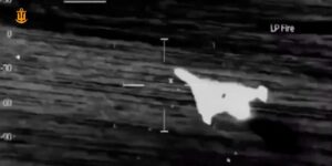 Videos show how Ukrainian helicopter crews use machine guns to hunt Russia’s exploding Shahed drones Videos show how Ukrainian helicopter crews use machine guns to hunt Russia’s exploding Shahed drones
