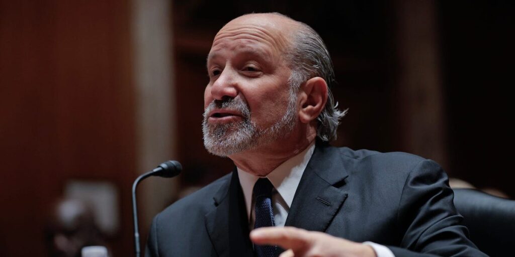 Howard Lutnick says he had lunch with his family on Epstein’s island in 2012