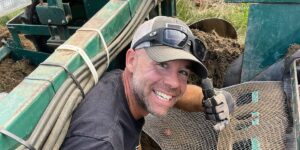 I was sick of never seeing my 6 kids. So I quit my Amazon job to become a tulip farmer. I was sick of never seeing my 6 kids. So I quit my Amazon job to become a tulip farmer.