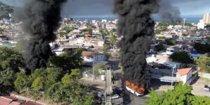 Photos show burned-out cars, empty streets, and airport chaos in Mexico after a major cartel leader was killed Photos show burned-out cars, empty streets, and airport chaos in Mexico after a major cartel leader was killed