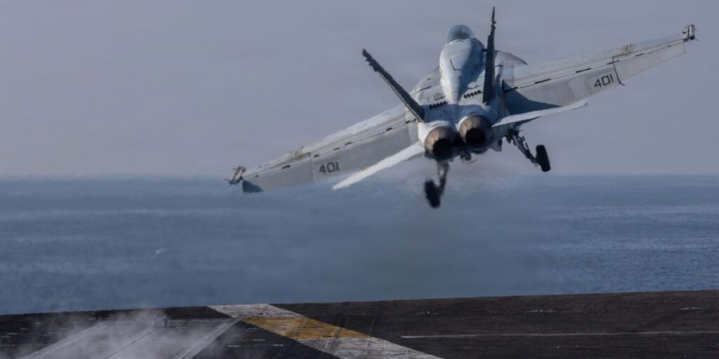 The US military has suffered losses in its fight with Iran. 3 American service members have been killed.