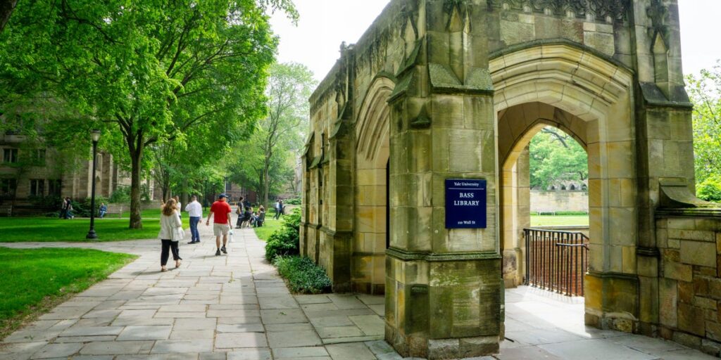 Colleges are dipping their toes in the private student loan business