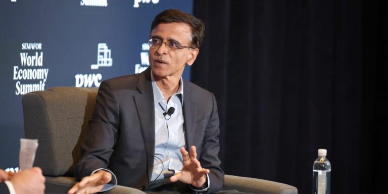 Snowflake makes cuts as part of ‘targeted adjustments’ to the company’s strategy Snowflake makes cuts as part of ‘targeted adjustments’ to the company’s strategy