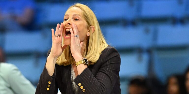 There’s a valuable leadership lesson in this viral March Madness moment There’s a valuable leadership lesson in this viral March Madness moment