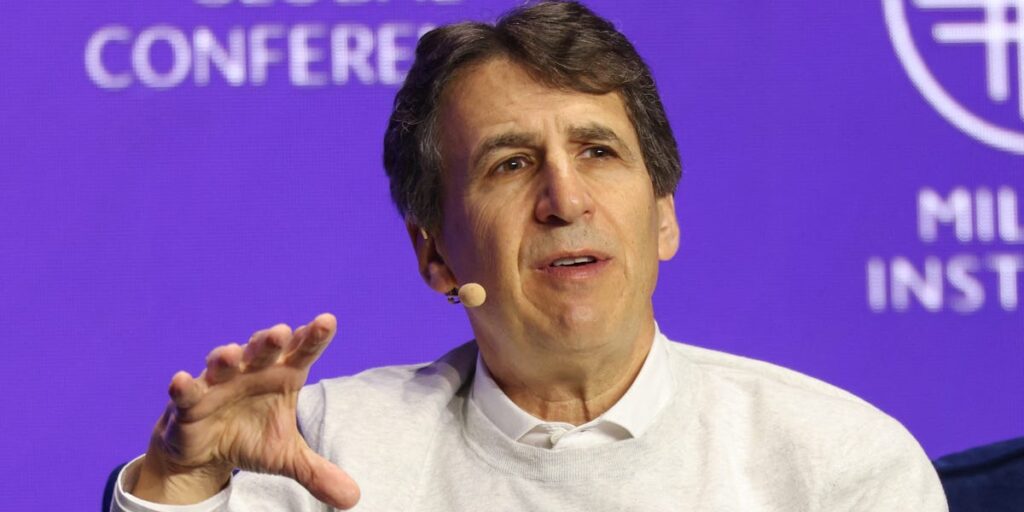 Apollo CEO Marc Rowan predicts a private markets ‘shakeout’ Apollo CEO Marc Rowan predicts a private markets ‘shakeout’