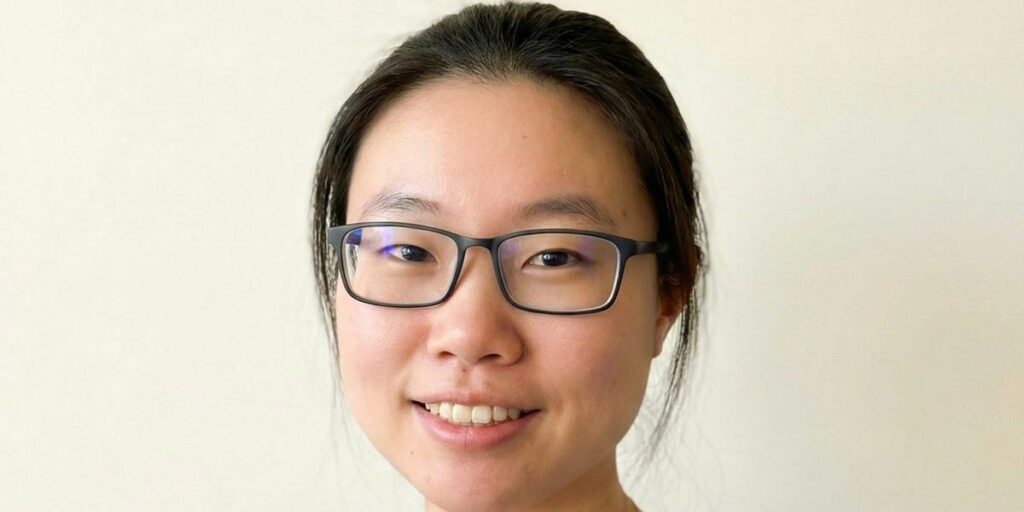 I’m an Amazon tech lead who got promoted by building AI products. Here are my top vibe coding tips.